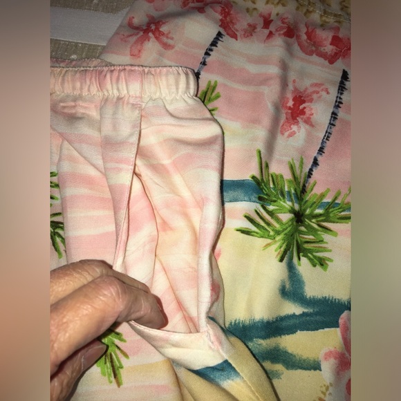 Pink Hawaiian Outfit Capri Sz Med and Button Up Shirt  Sz Lg Weekend Clothesline - Picture 7 of 11